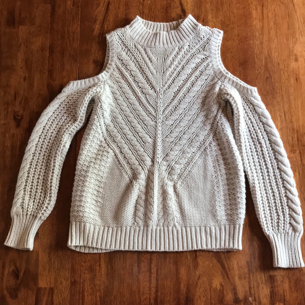 Women’s sweater